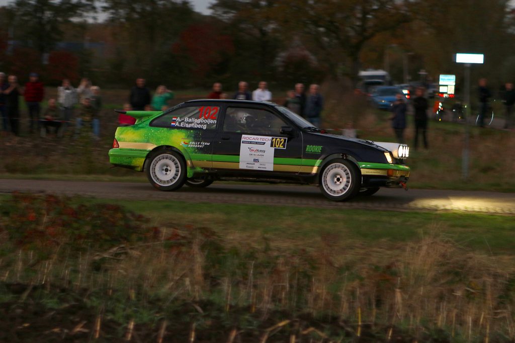 Antoine van Ballegooijen en Alex Eissenberg tijdens de Rocar-Tech Twente Historic Rally